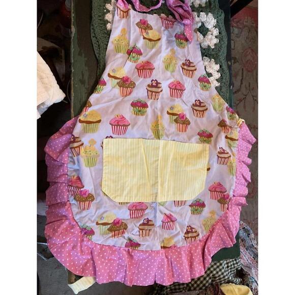 Other - Flirty Aprons Cupcake Apron with Ruffle Trim One Size
